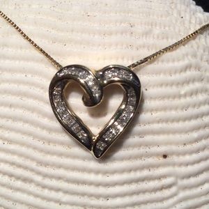 10 K GOLD DIAMOND HEART NECKLACE
